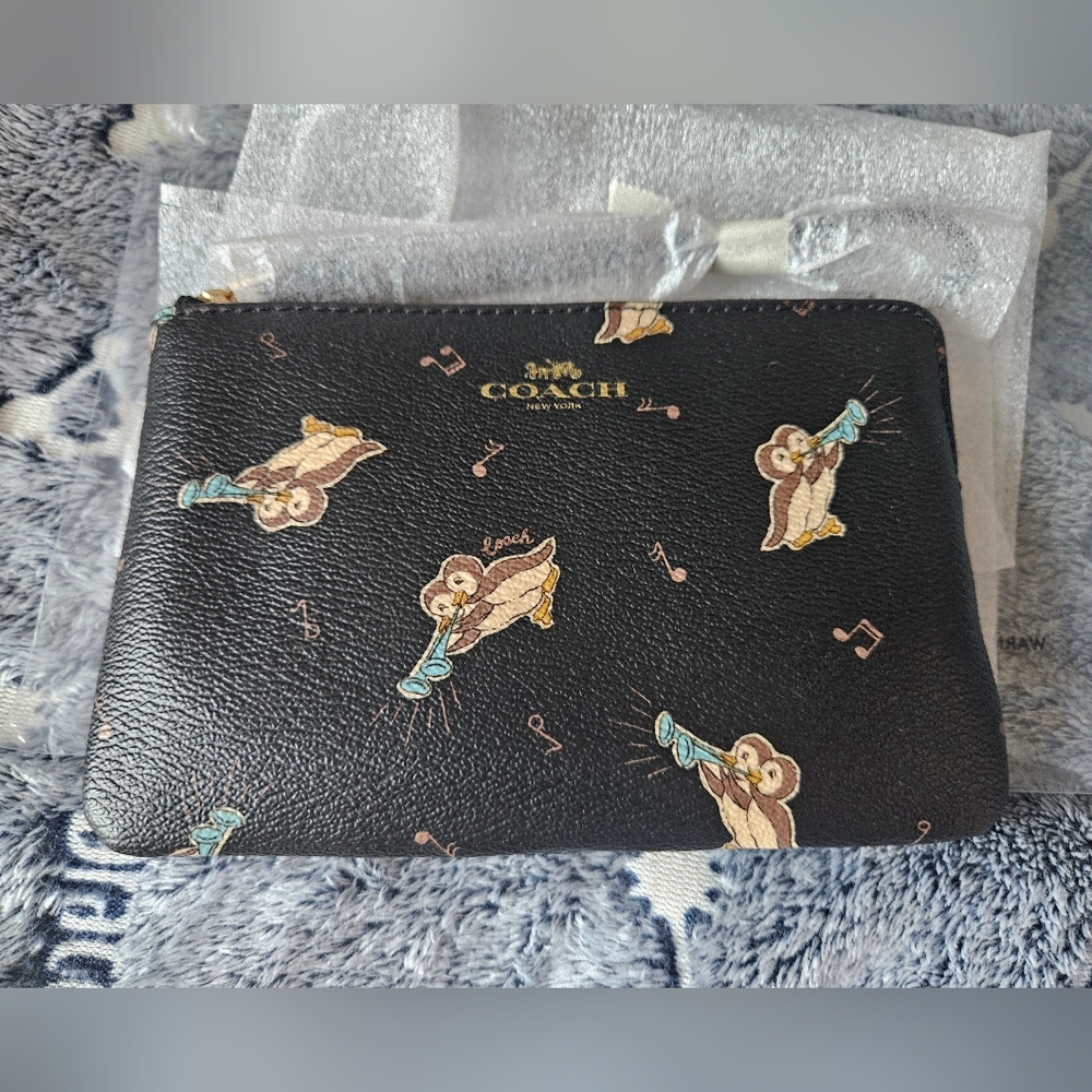 Corner Zip Wristlet With Penguin Print